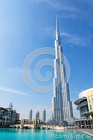 dubai towers dubai. BURJ KHALIFA (DUBAI) TOWER