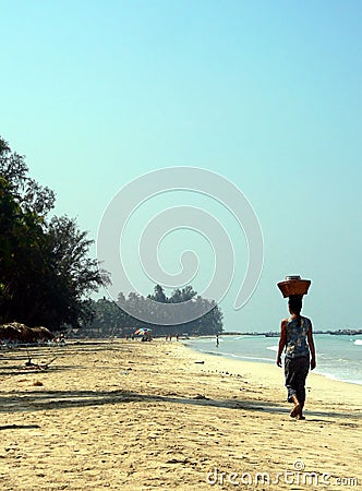 Burma (Myanmar) Beach Hawker