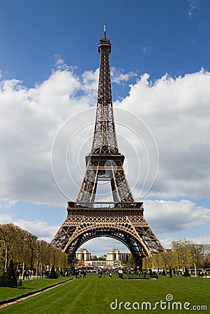 Eiffel Tower Pictures  Information on Eiffel Tower In Paris