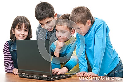 children studying pictures