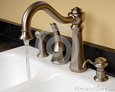 Kitchen Faucets on Kitchen Faucets  Click Image To Zoom