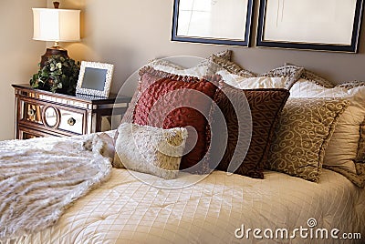Royalty Free Stock Photos: Luxury Bedroom Interior Desi