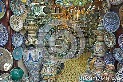 Moroccan Garden Furniture on Furniture Moroccan On Moroccan Antique Vases Decorative Vases