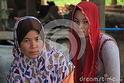 Dress Model Cambodia on Home   Editorial Photo  Muslim Lady Of Cambodia