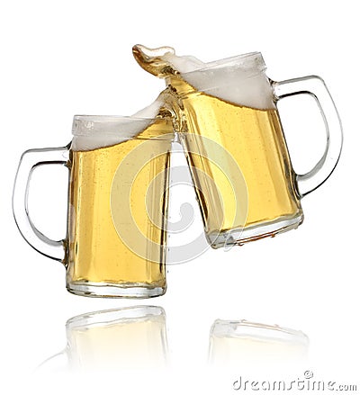 pair-of-beer-glasses-making-a-toast-thumb9585596.jpg