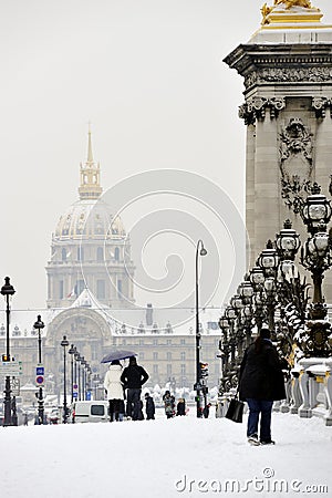tourists in paris. PARIS, FRANCE, WINTER SNOW