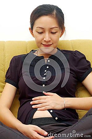 18 weeks pregnant. PREGNANT CHINESE LADY ( 18