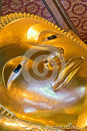 Reclining Buddha Bangkok. +reclining+uddha+angkok
