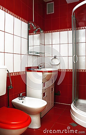 red-bathroom-thumb4546598.jpg
