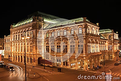 Vienna Opera House on High Angle View Of Vienna S State Opera House  Staatsoper  On The