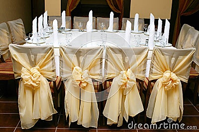 Wedding Reception on Wedding Reception Table Arrangement  Click Image To Zoom
