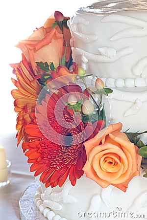wedding cakes with flowers on top. wedding cakes Elegant with